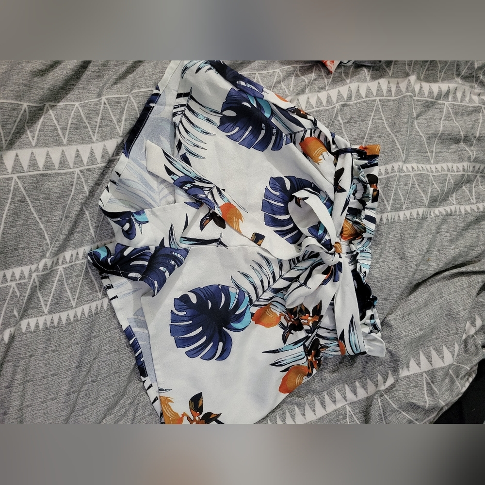 High rise shorts